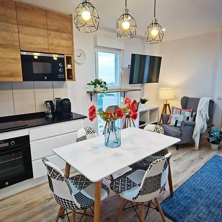 Jupiter Dream - Breath Taking Design, Sea Views And Facilities Apartment Benalmadena