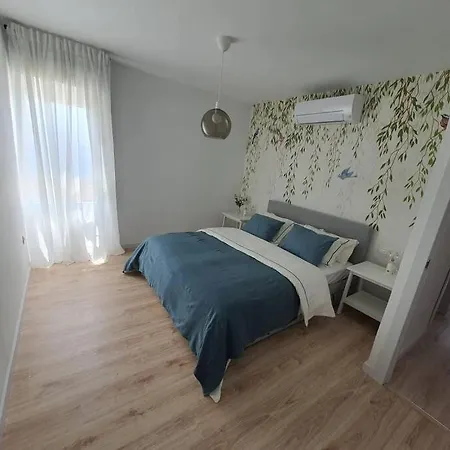 Jupiter Dream - Breath Taking Design, Sea Views And Facilities Apartment *