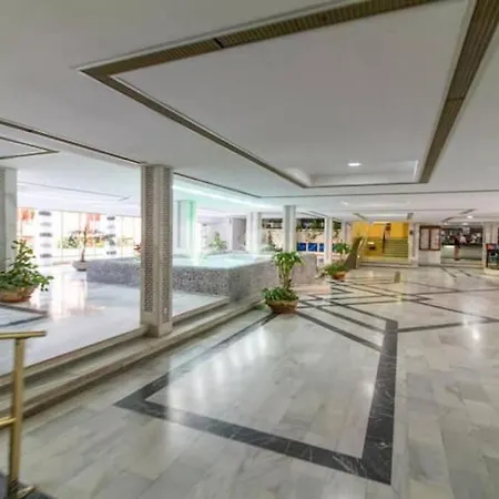 Apartment Jupiter Dream - Breath Taking Design, Sea Views And Facilities *
