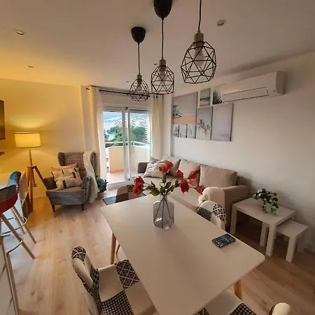 Apartment Jupiter Dream - Breath Taking Design, Sea Views And Facilities
