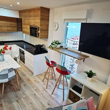 Apartment Jupiter Dream - Breath Taking Design, Sea Views And Facilities *