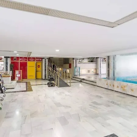Jupiter Dream - Breath Taking Design, Sea Views And Facilities Apartment *